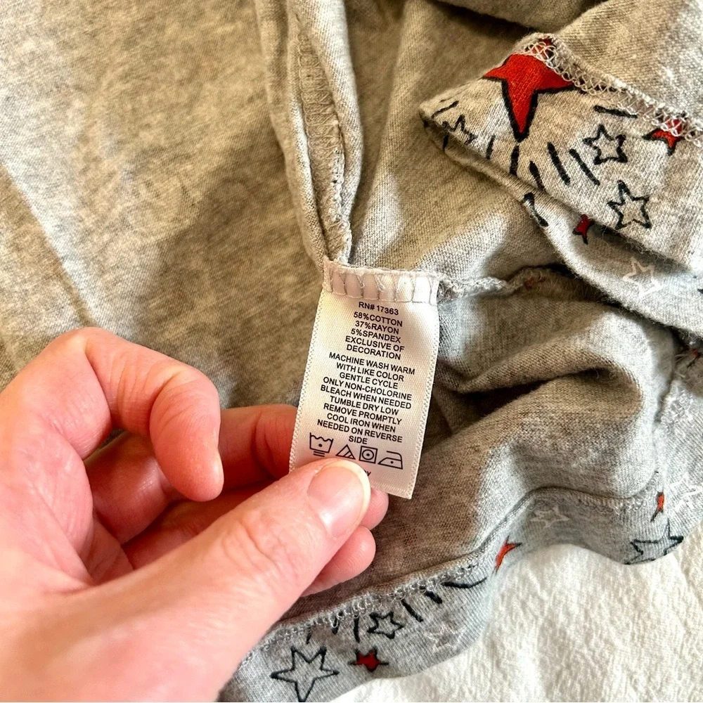 Women’s Mickey Mouse Gray Jersey Short Sleeve & Shorts Pajama Set Sz S - Picture 3 of 10